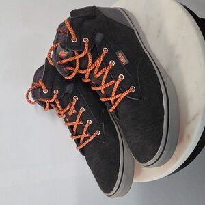 Vans Boys Black High-Tops with Bold Orange Accents Size 7 youth / Women 8.5